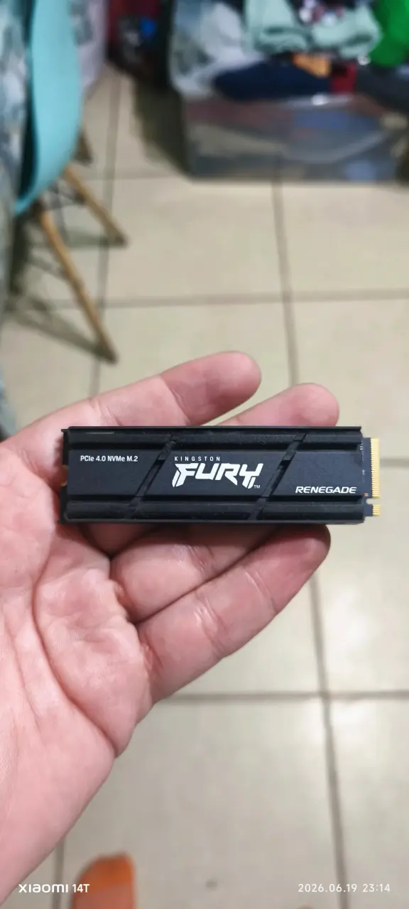 SSD Kingston Fury Renegade 1TB M.2 NVMe - 2