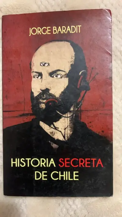 Libro Historia Secreta de Chile por Jorge Baradit - miniatura 1