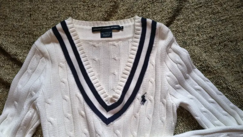 Suéter blanco de lana Ralph Lauren con cuello en V - 2