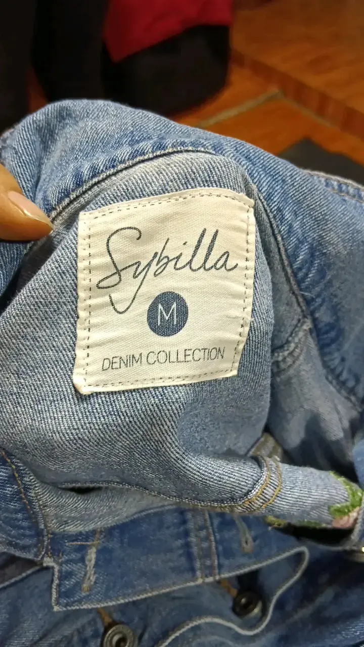 Chaqueta de mezclilla con bordado de tigre Sybilla - 2
