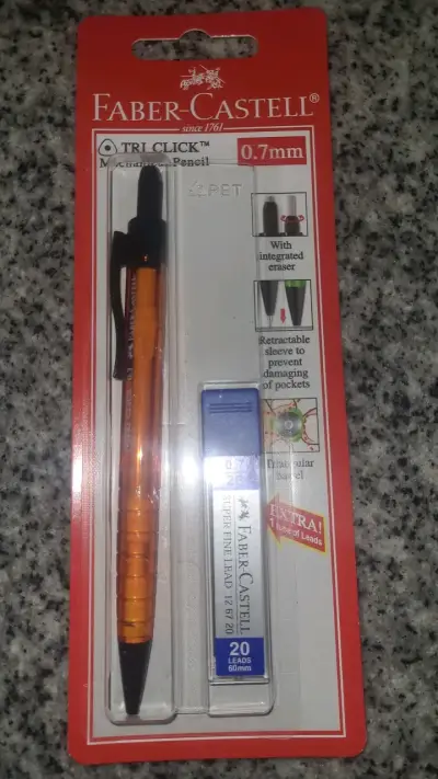 Portaminas Faber-Castell Tri Click 0.7mm con minas extra - miniatura 2