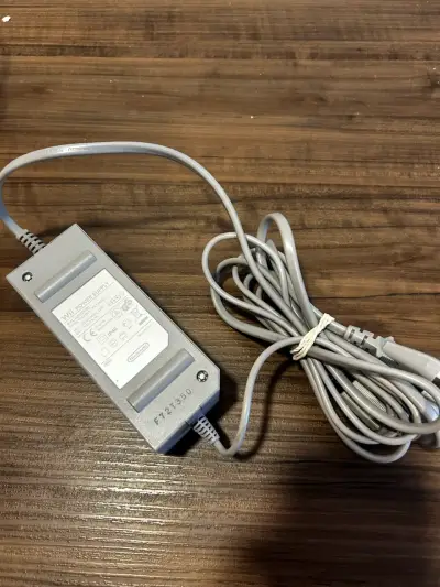 Fuente de Poder para Nintendo Wii Original - miniatura 1