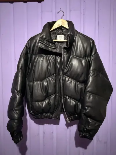 Chaqueta acolchada negra de cuero sintético Issmo - miniatura 1