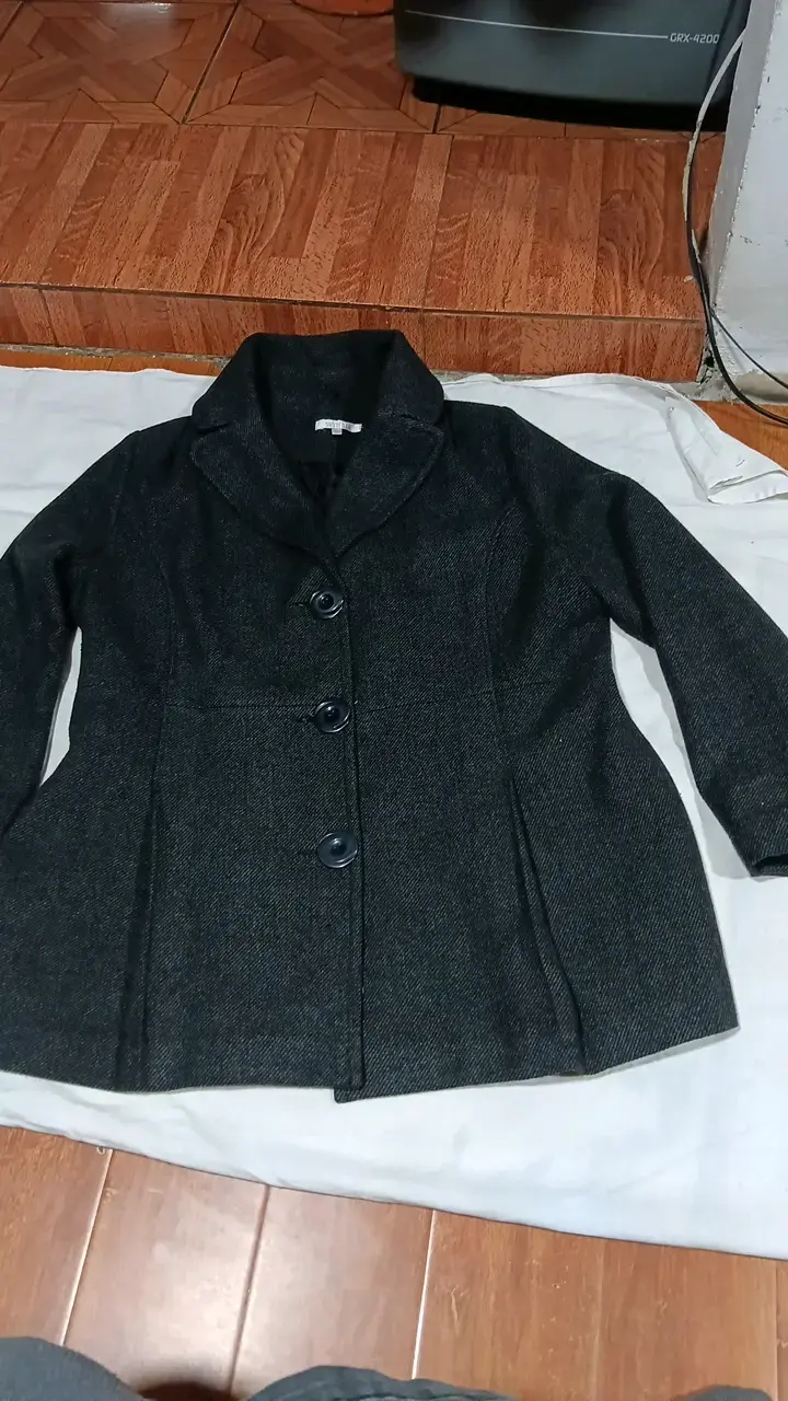Abrigo negro de mujer Suburbia XL