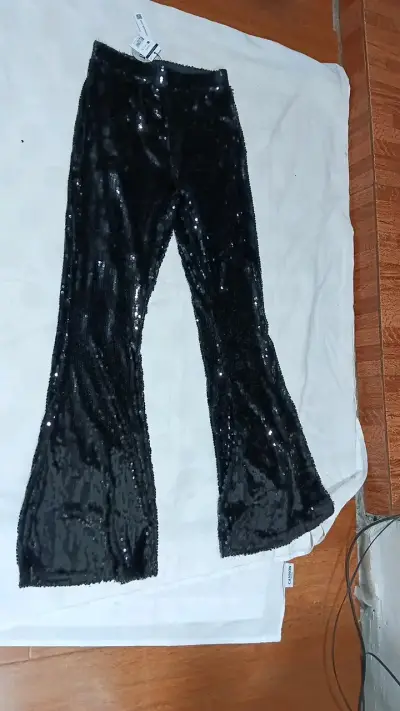 Pantalones de lentejuelas negros para mujer - miniatura 1