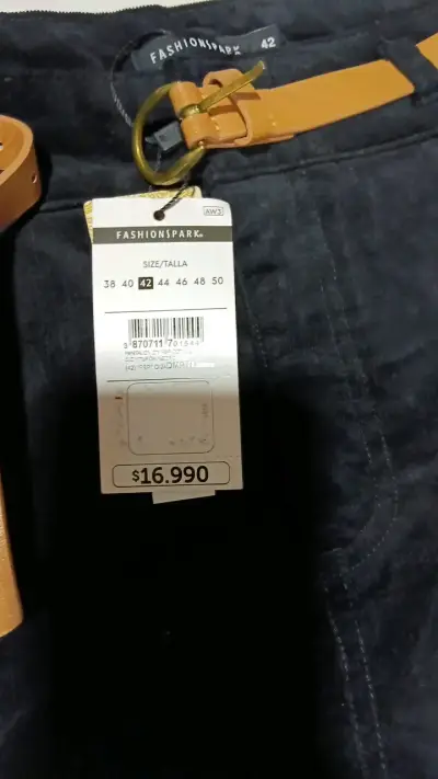 Pantalones Fashionpark negros con cinturón - miniatura 2