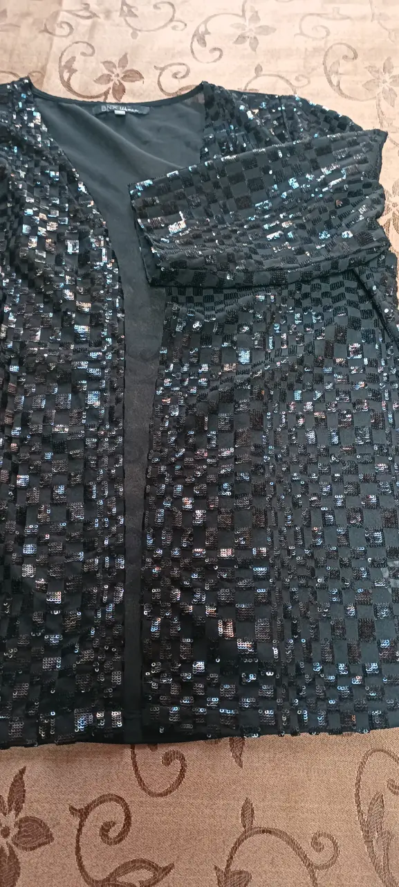 Chaqueta de lentejuelas negra elegante - 2