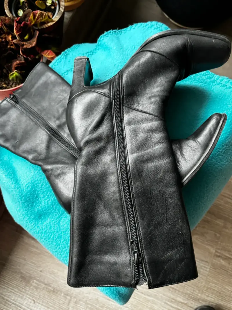 Botas de cuero negro con tacón alto - 3