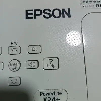 Proyector Epson con HDMI y 3LCD - miniatura 3