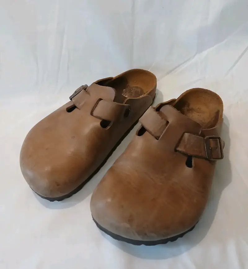 Zuecos Birkenstock modelo Boston de cuero marrón - 3