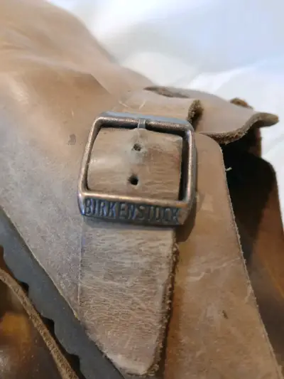 Zuecos Birkenstock modelo Boston de cuero marrón - miniatura 6