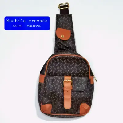 Mochila cruzada con diseño - miniatura 2