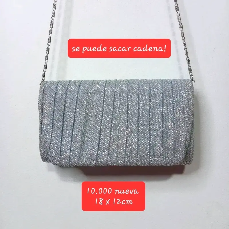 Cartera de mano plateada con cadena desmontable - 1