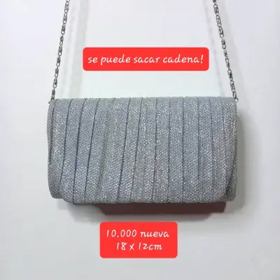 Cartera de mano plateada con cadena desmontable - miniatura 1