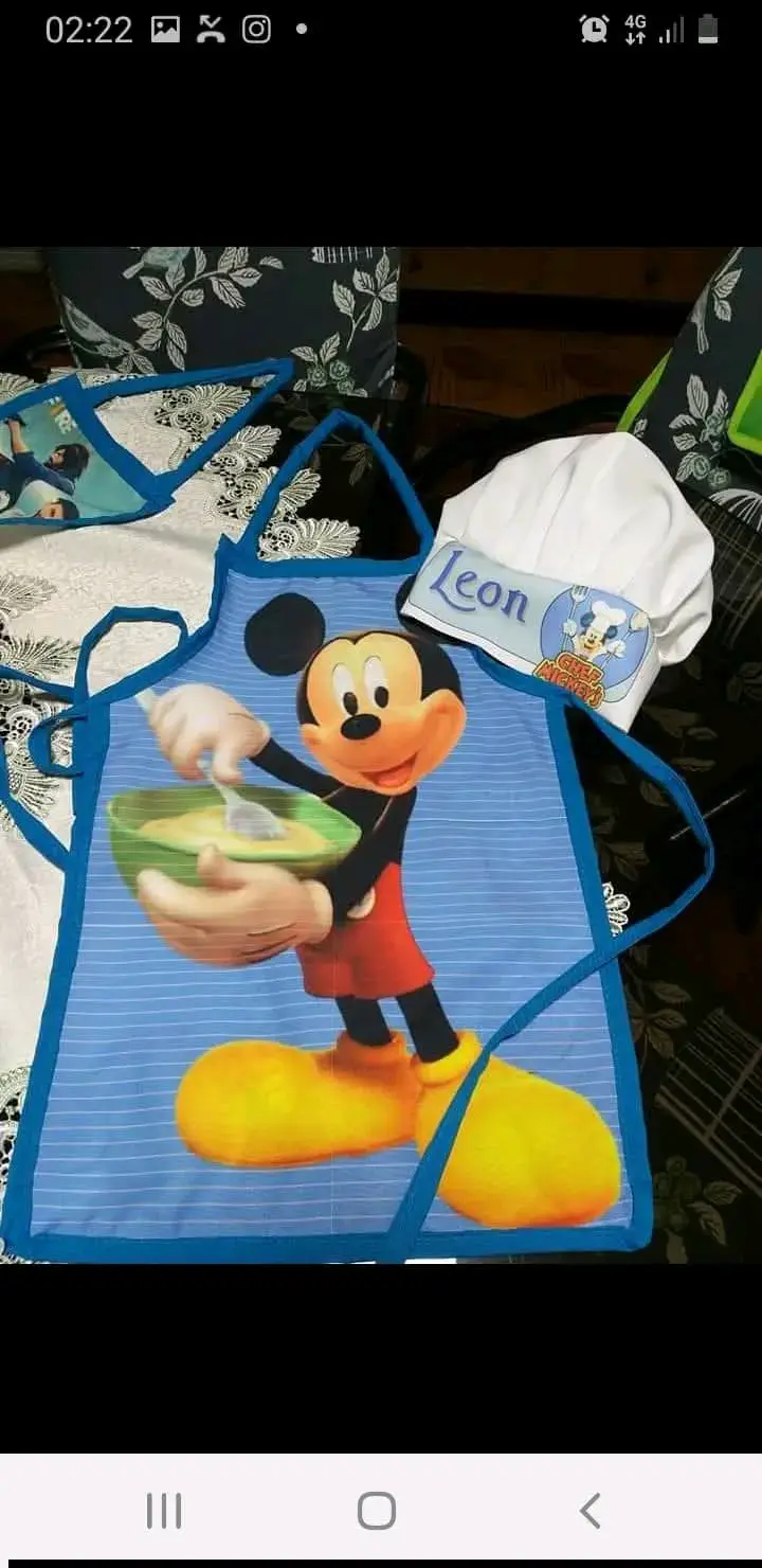 Delantal infantil con gorro de cocina personajes animados - 3