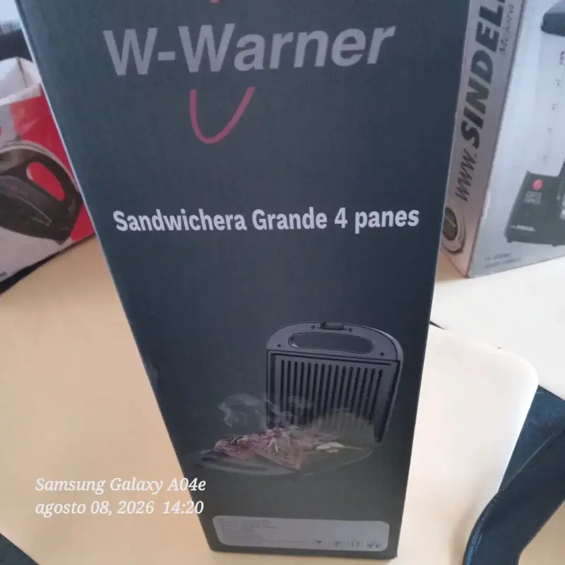 Sandwichera Grande W-Warner 4 panes - 1