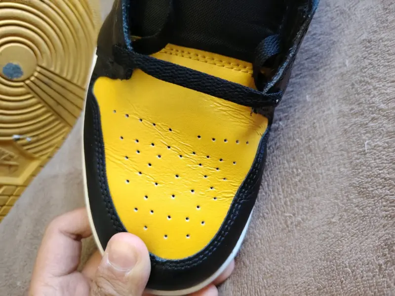 jordan 1 yellow ochre - 4