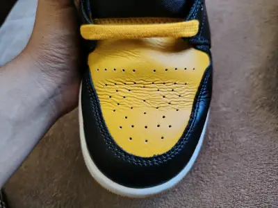 jordan 1 yellow ochre - miniatura 6