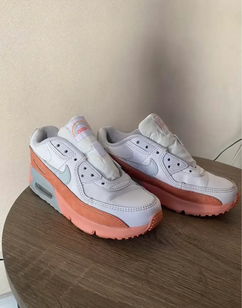 Zapatillas deportivas Nike blancas y naranjas 33,5 - 2