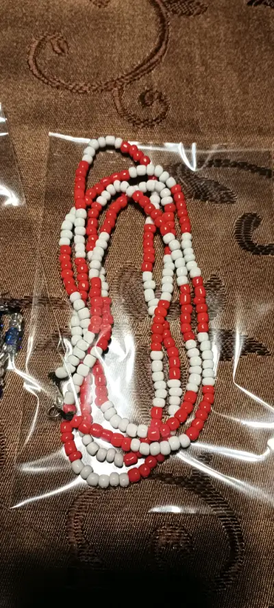Collares de cuentas de colores variados - miniatura 4