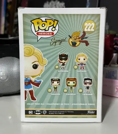 Figura Funko Pop Supergirl DC Comics Bombshells - miniatura 3