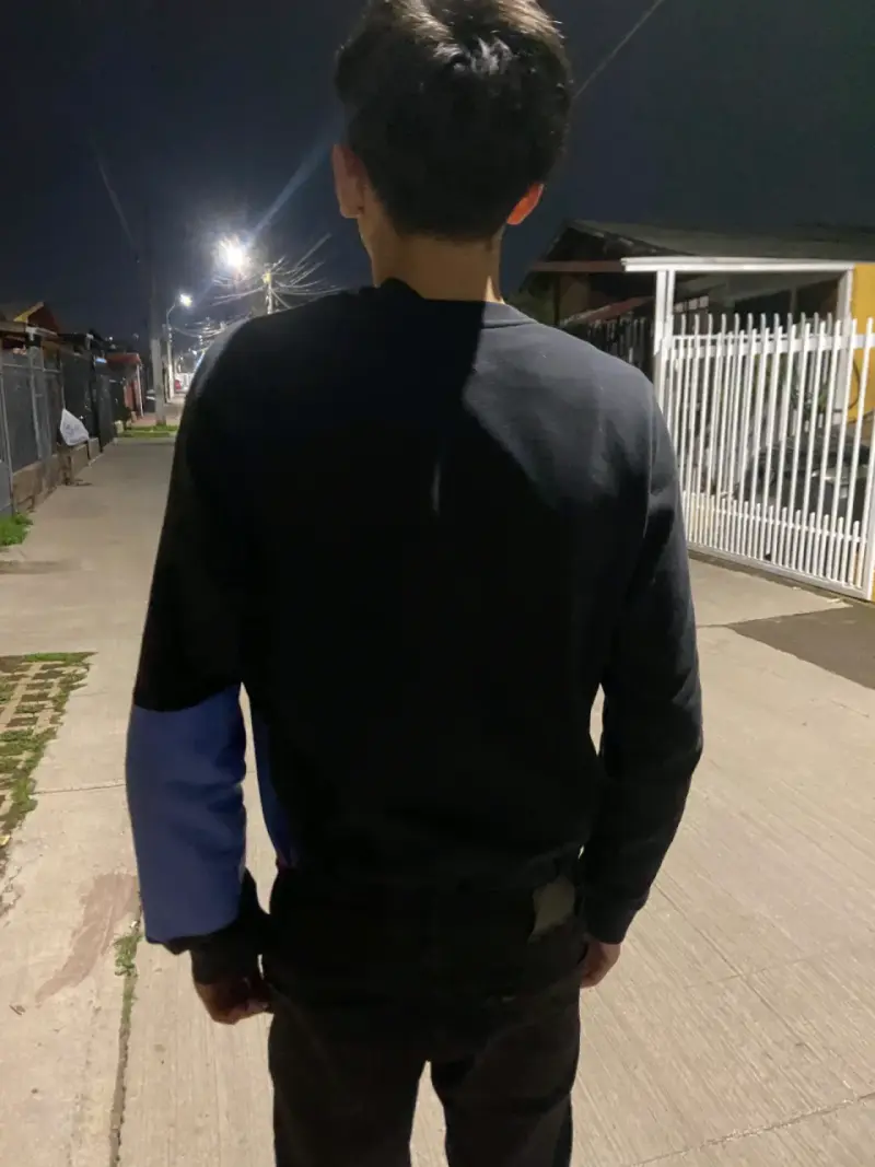 Polerón Calvin Klein Jeans negro y azul - 4