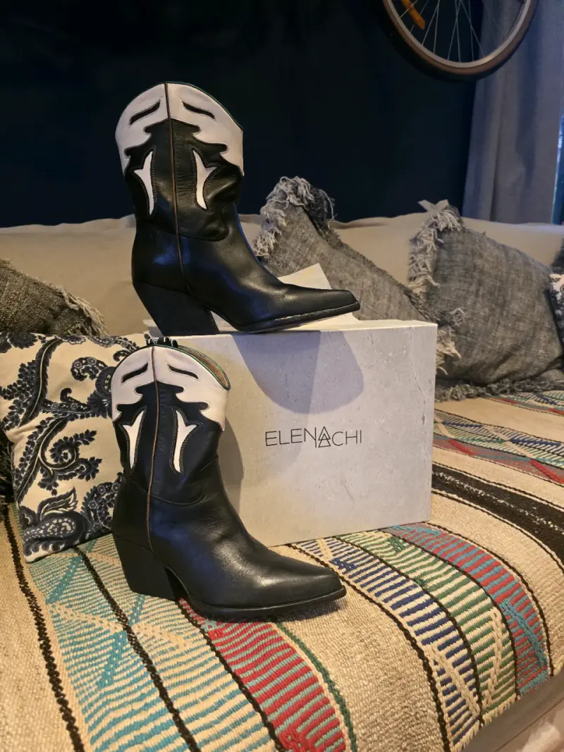 Botas vaqueras de cuero negro Elena Chi - 2