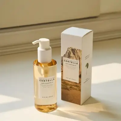 Madagascar Centella Light Cleansing Oil 200ml - miniatura 1