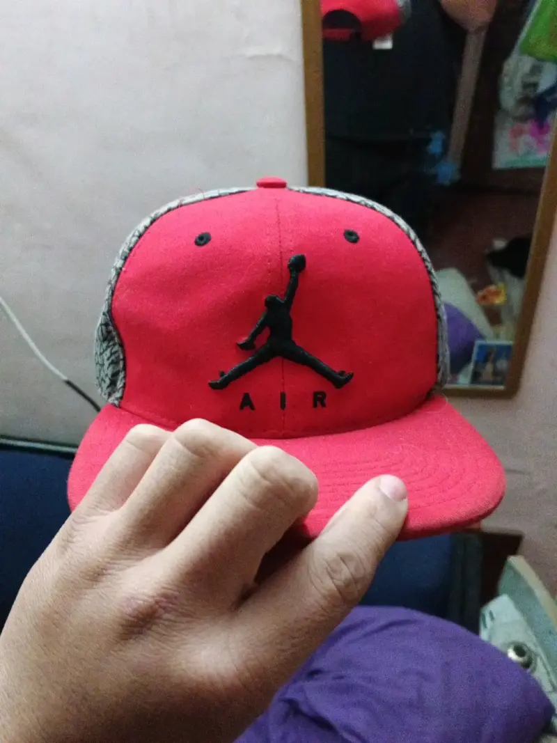 Gorra roja Air Jordan ORIGINAL - 1