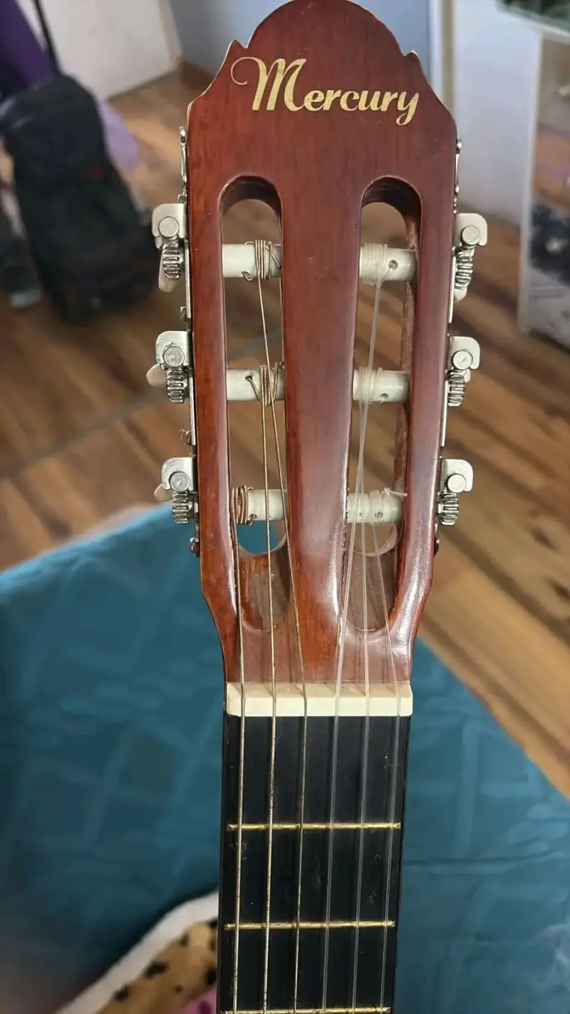 Guitarra clásica acústica Mercury naranja - 2