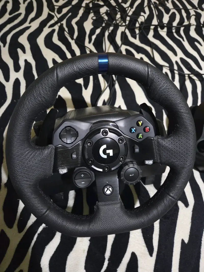 Volante Logitech g923 + palanca de cambios - 2