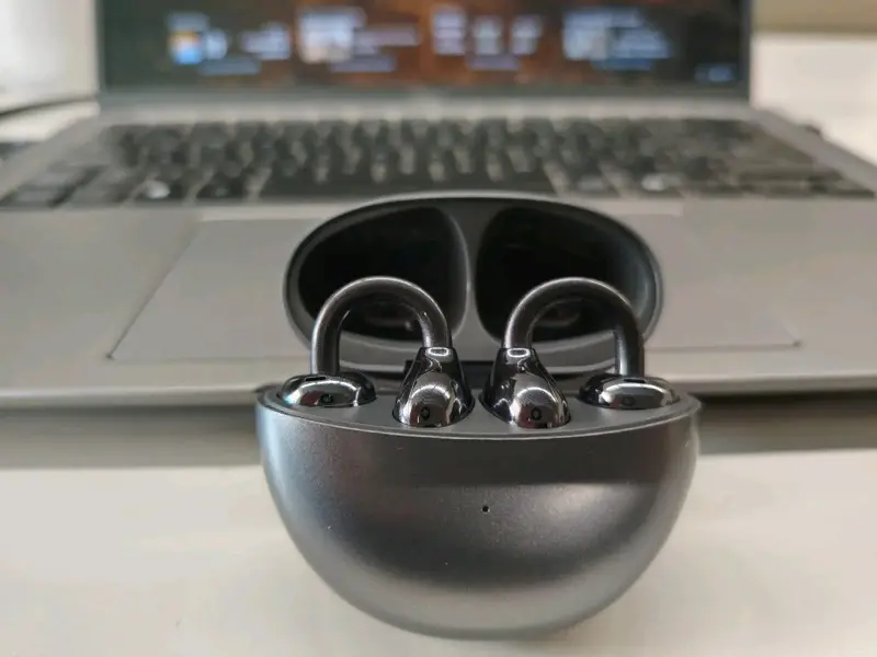 Auriculares inalámbricos con estuche metálico - 2