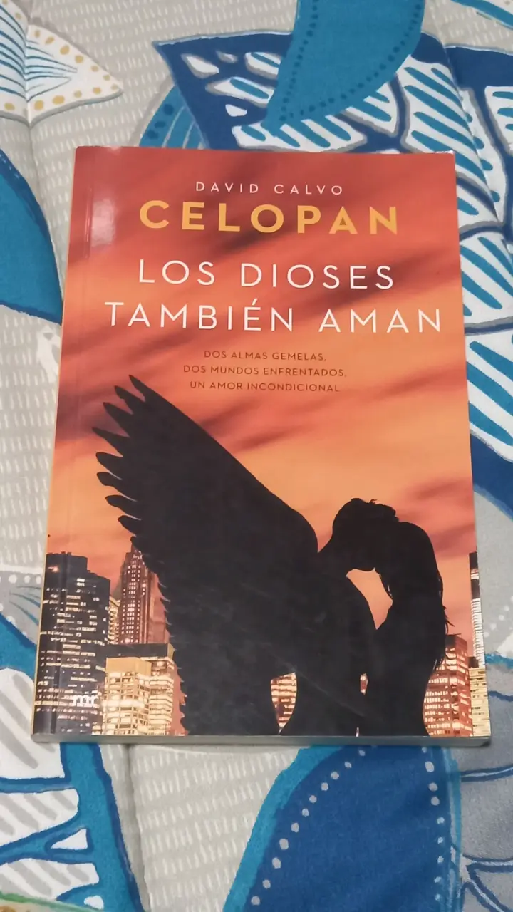 Libro 'Los Dioses También Aman' de Celopan - 4
