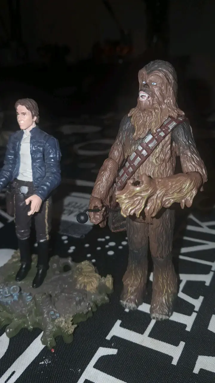 Figuras de acción Han Solo y Chewbacca - 2