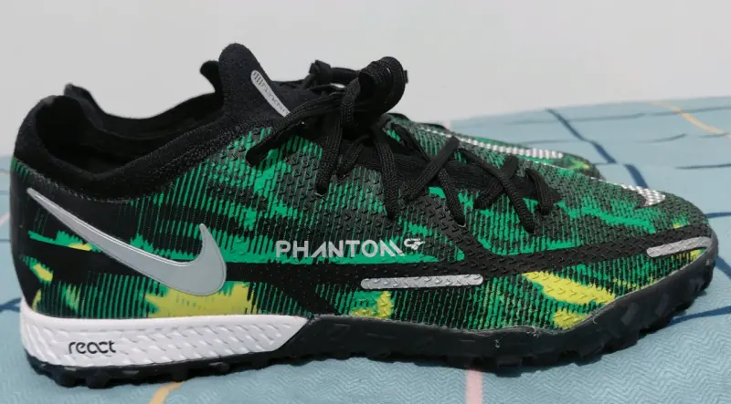 Zapatillas deportivas Nike Phantom verde y negro - 3