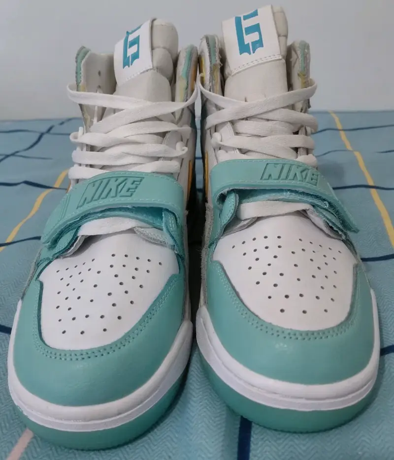 Zapatillas deportivas Nike Jordan turquesa y blanco - 3