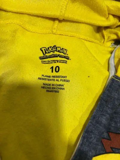 Pijama enterizo Pokémon Pikachu Talla 10 - miniatura 6
