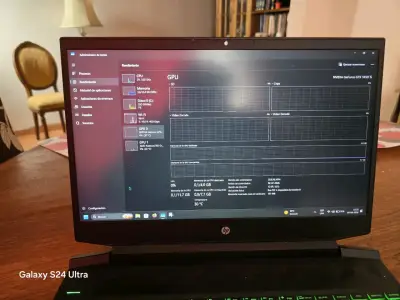 Laptop HP Pavilion Gaming 15 - miniatura 4