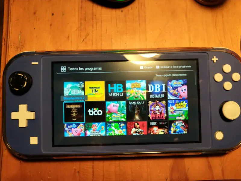 Nintendo Switch Lite con Magia - 3