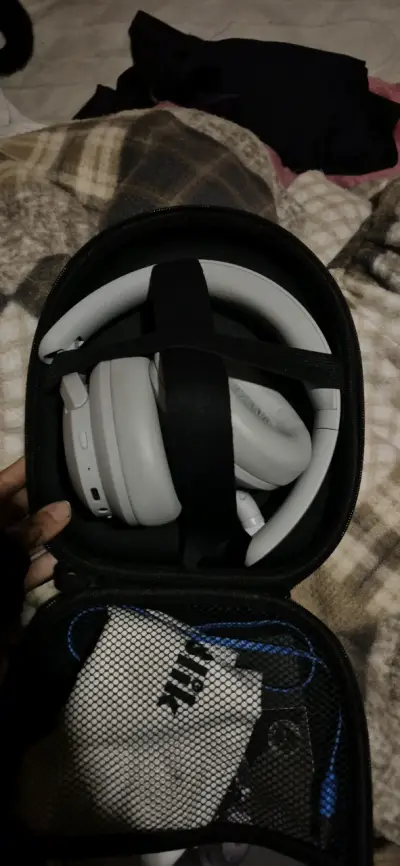 Auriculares inalámbricos Blik Soul 900 con estuche - miniatura 1