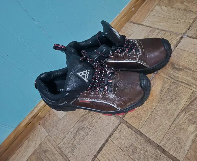 Zapatos de seguridad marrones suela antideslizante - 1