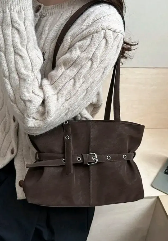 Carteras efecto cuero gamuza café