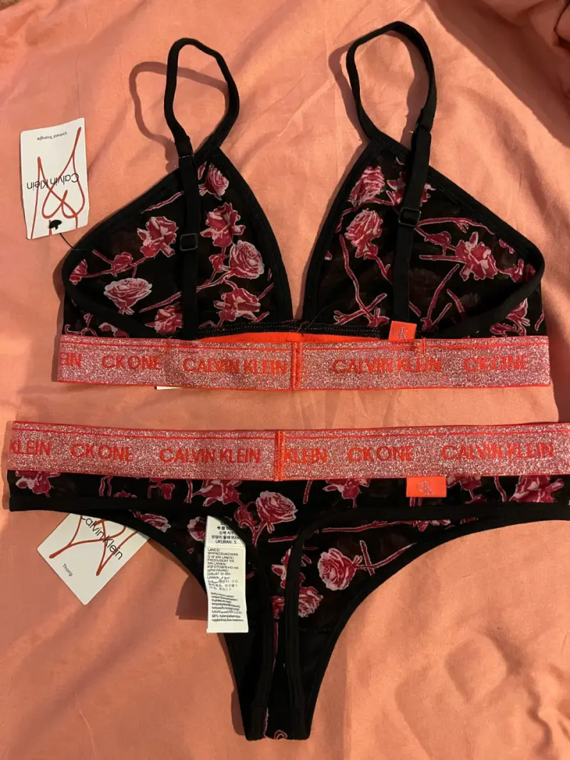 Conjunto de lencería floral Calvin Klein - 2