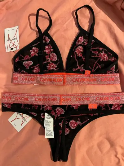 Conjunto de lencería floral Calvin Klein - miniatura 2