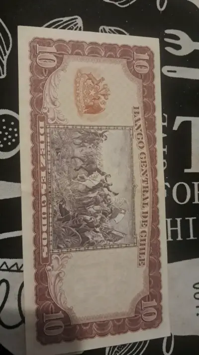 Billete antiguo de 10 escudos de Chile - miniatura 2