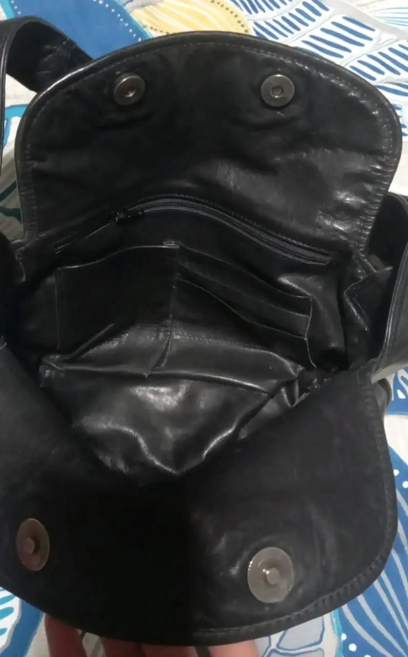 Cartera negra de hombro - 3