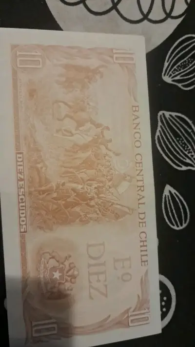 Billete antiguo de 10 escudos de Chile - miniatura 2