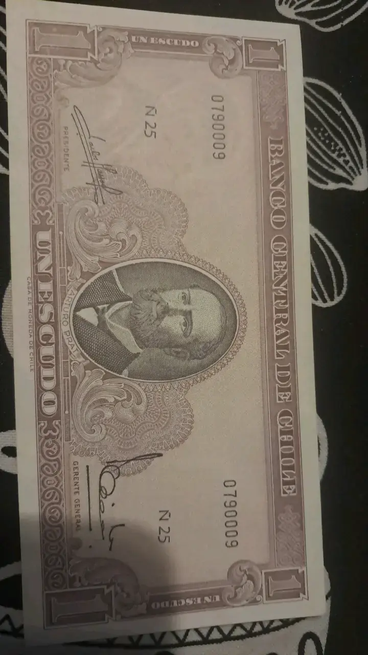Billete antiguo de 1 escudo chileno - 1