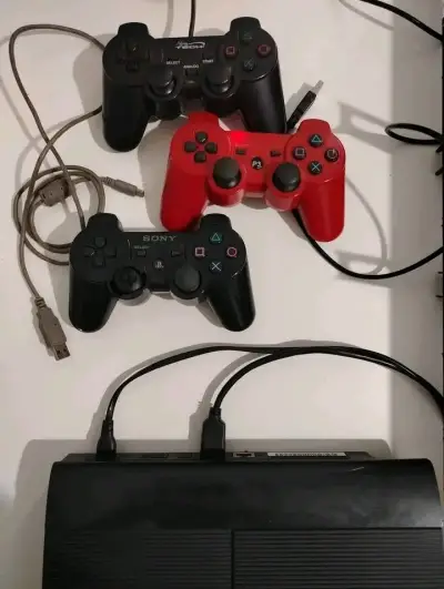 PS3 Super slim desbloqueada 500GB - miniatura 4