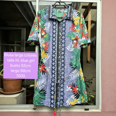 Blusa larga estampada floral talla M - miniatura 1